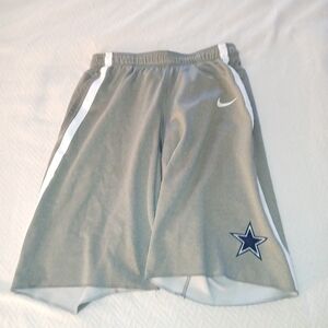 NWOT Sz.M Mens Nike Dallas Cowboys Dri Fit Team Issue Training Shorts